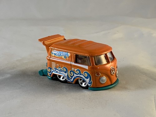 Hot wheels kool - kombi, 2013