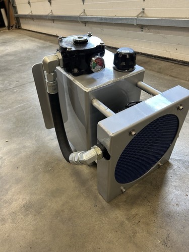 New mobile hydraulic oil - new,